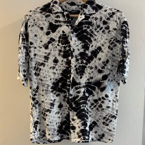 Pull&Bear Black and White Abstract Button Down Shirt